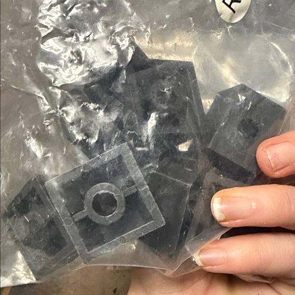 Assorted Hardware Set - Picture 6 of 6